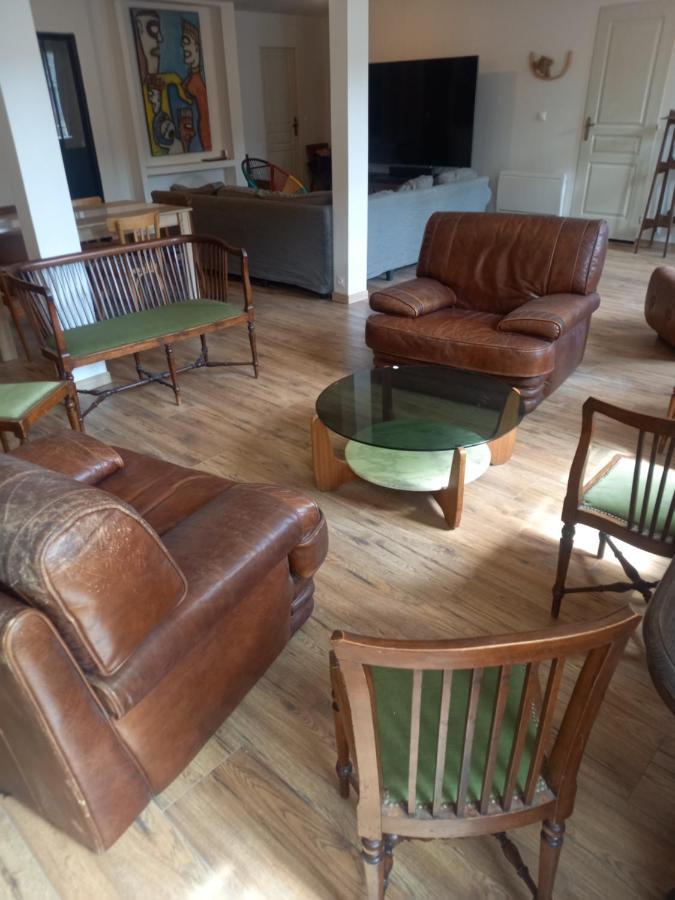 Logement Entier Spacieux Et Confortable A 1 H De Paris 考特尼 外观 照片