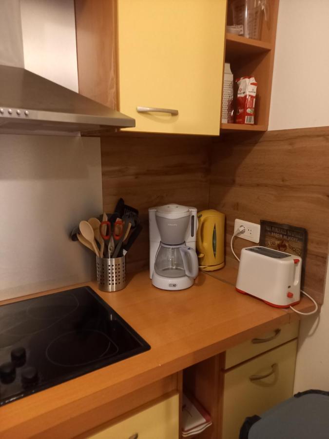 Logement Entier Spacieux Et Confortable A 1 H De Paris 考特尼 外观 照片